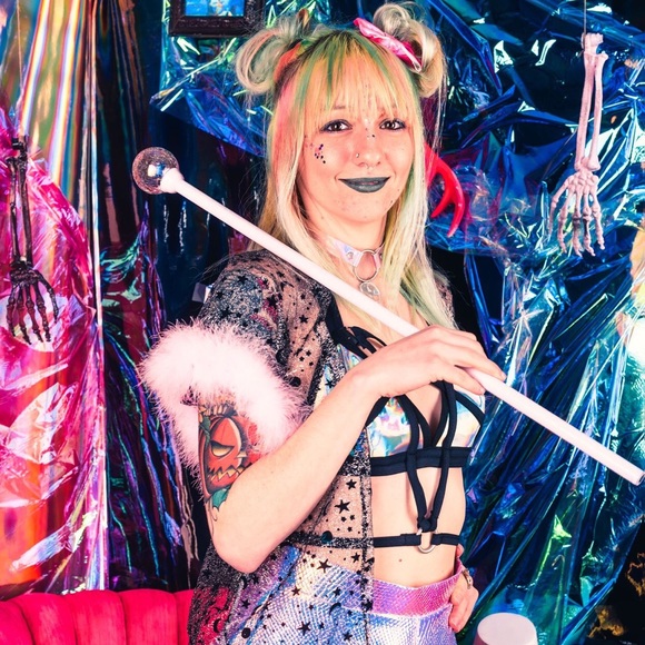 Meet your Posher, Samantha - Picture 8 of 8